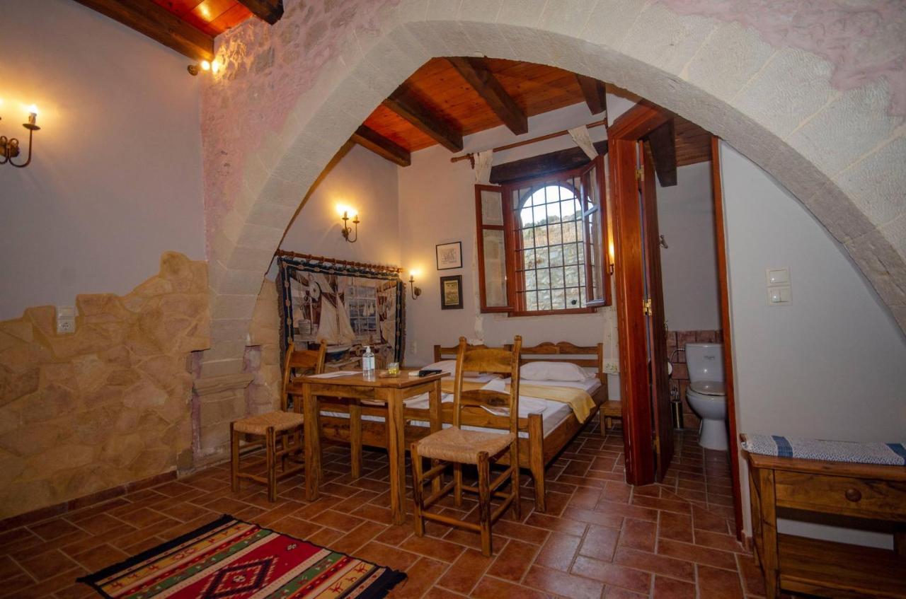 Stamatogiannis Traditional Apartments 칼리비아니 외부 사진