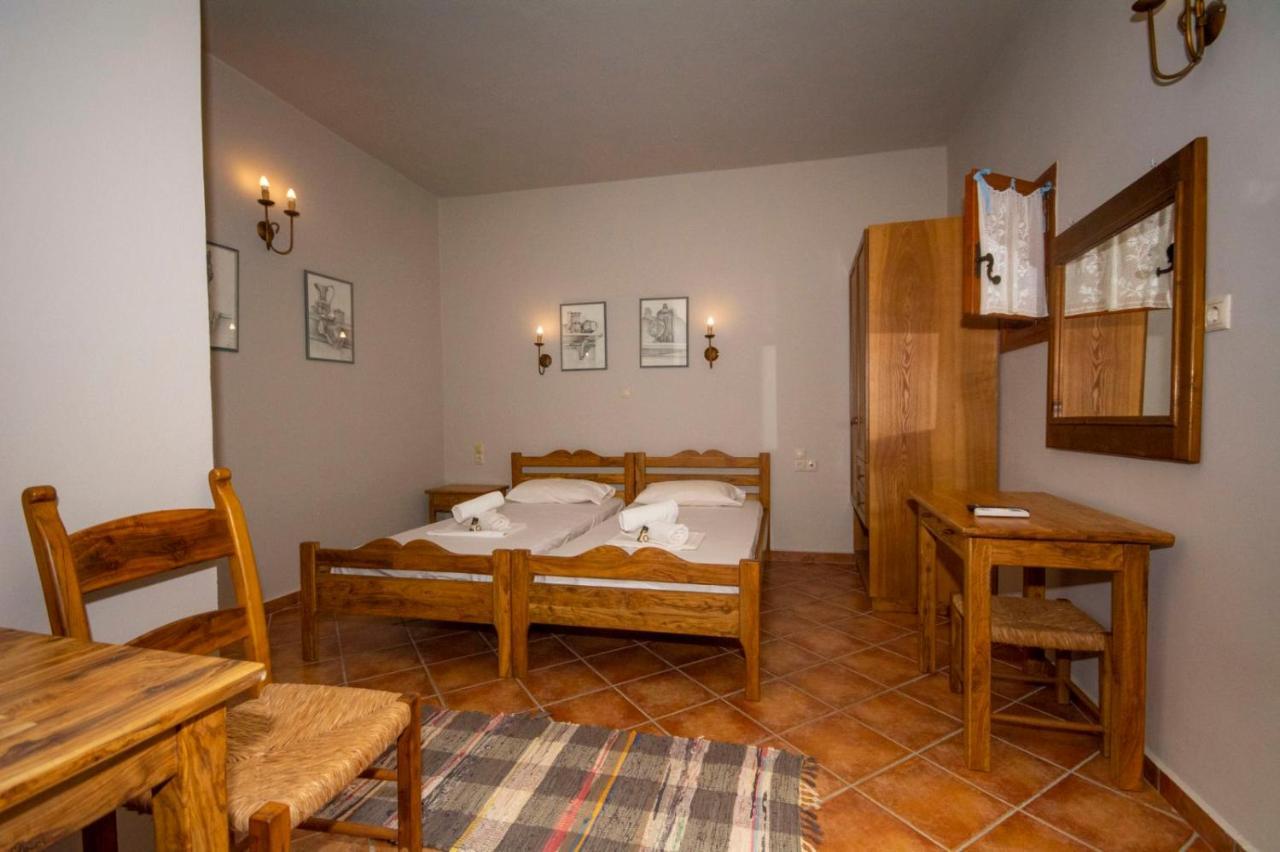 Stamatogiannis Traditional Apartments 칼리비아니 외부 사진