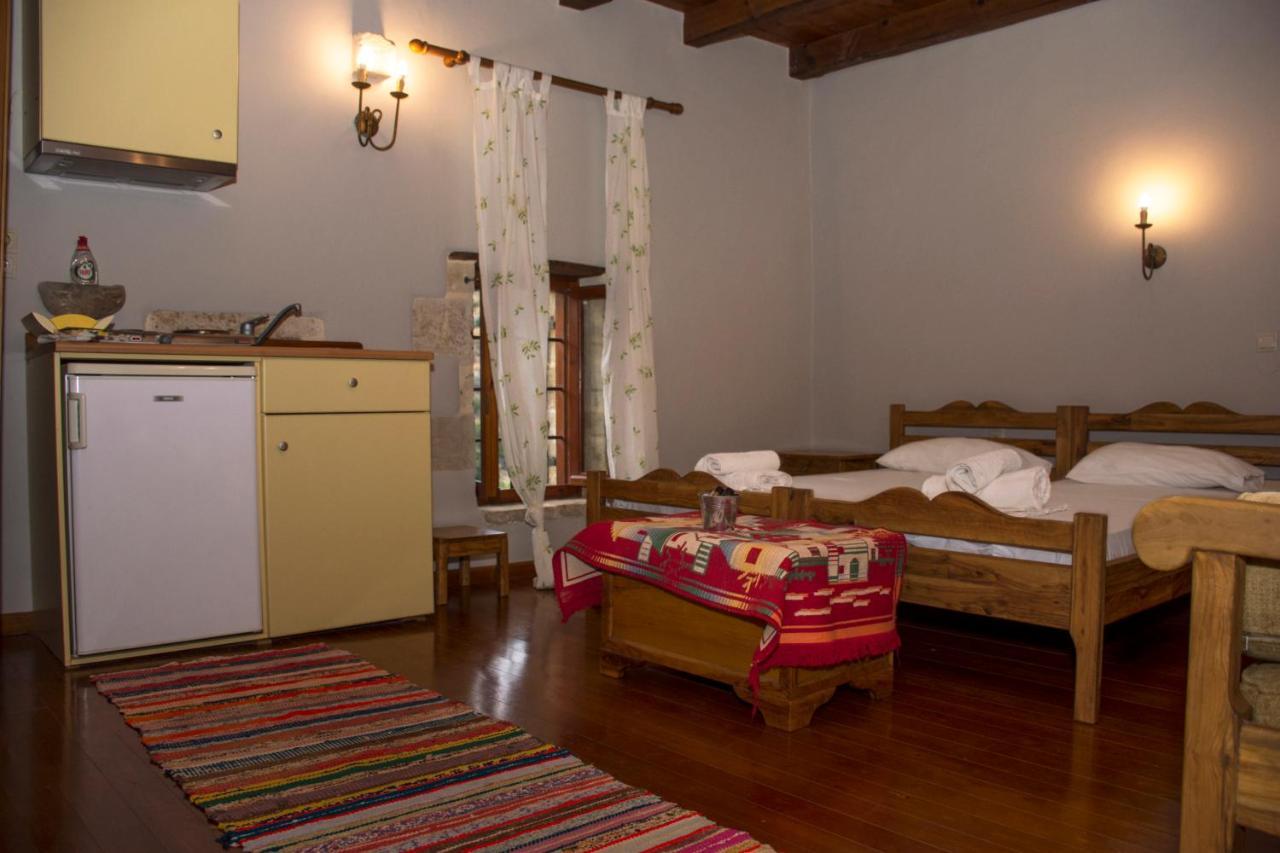 Stamatogiannis Traditional Apartments 칼리비아니 외부 사진
